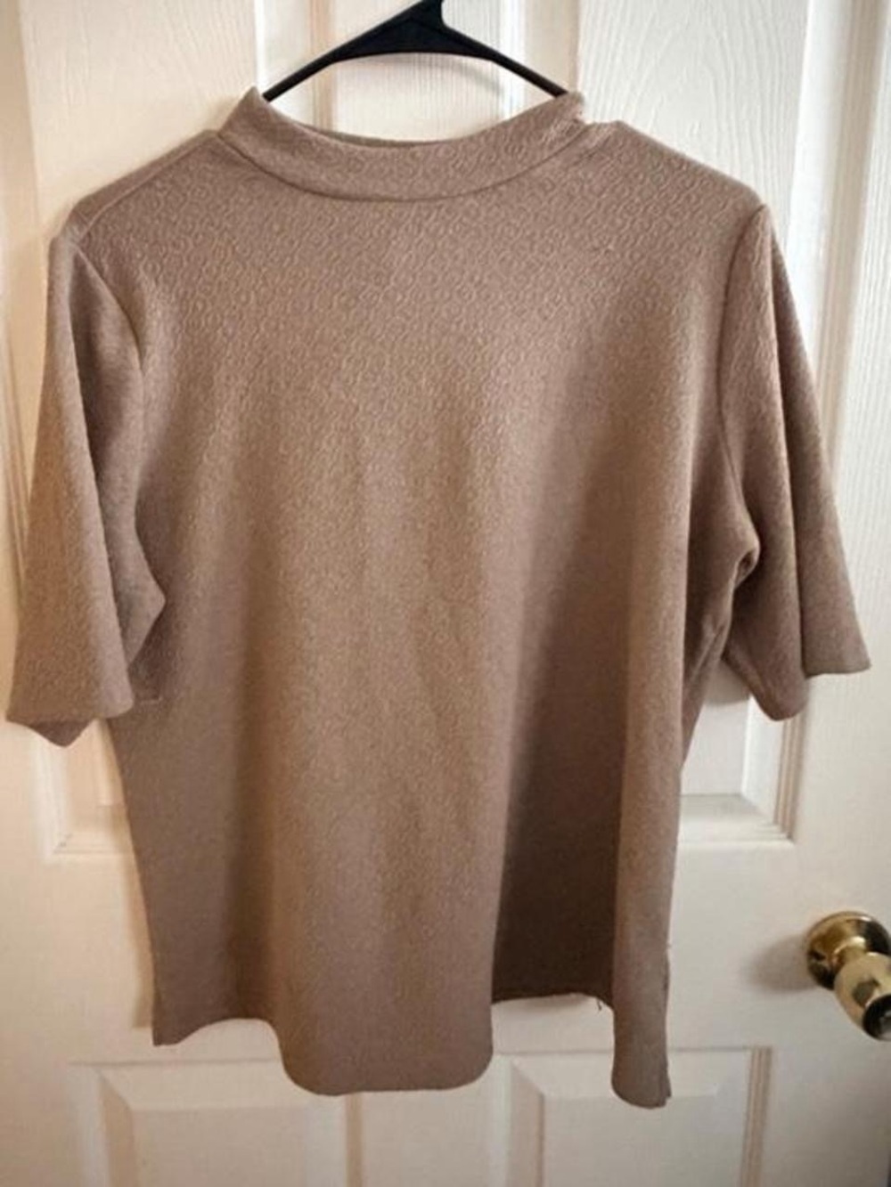 Worthington Neutral Taupe Crewneck Knit Top